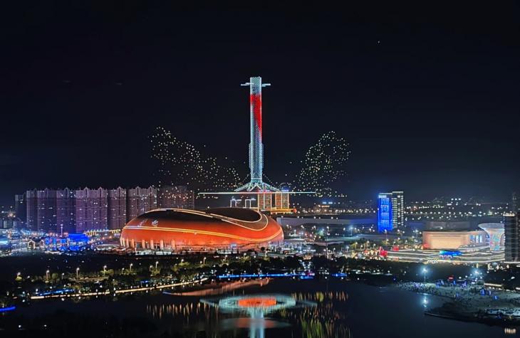 淮南市人民公园：流光溢彩 礼赞祖国